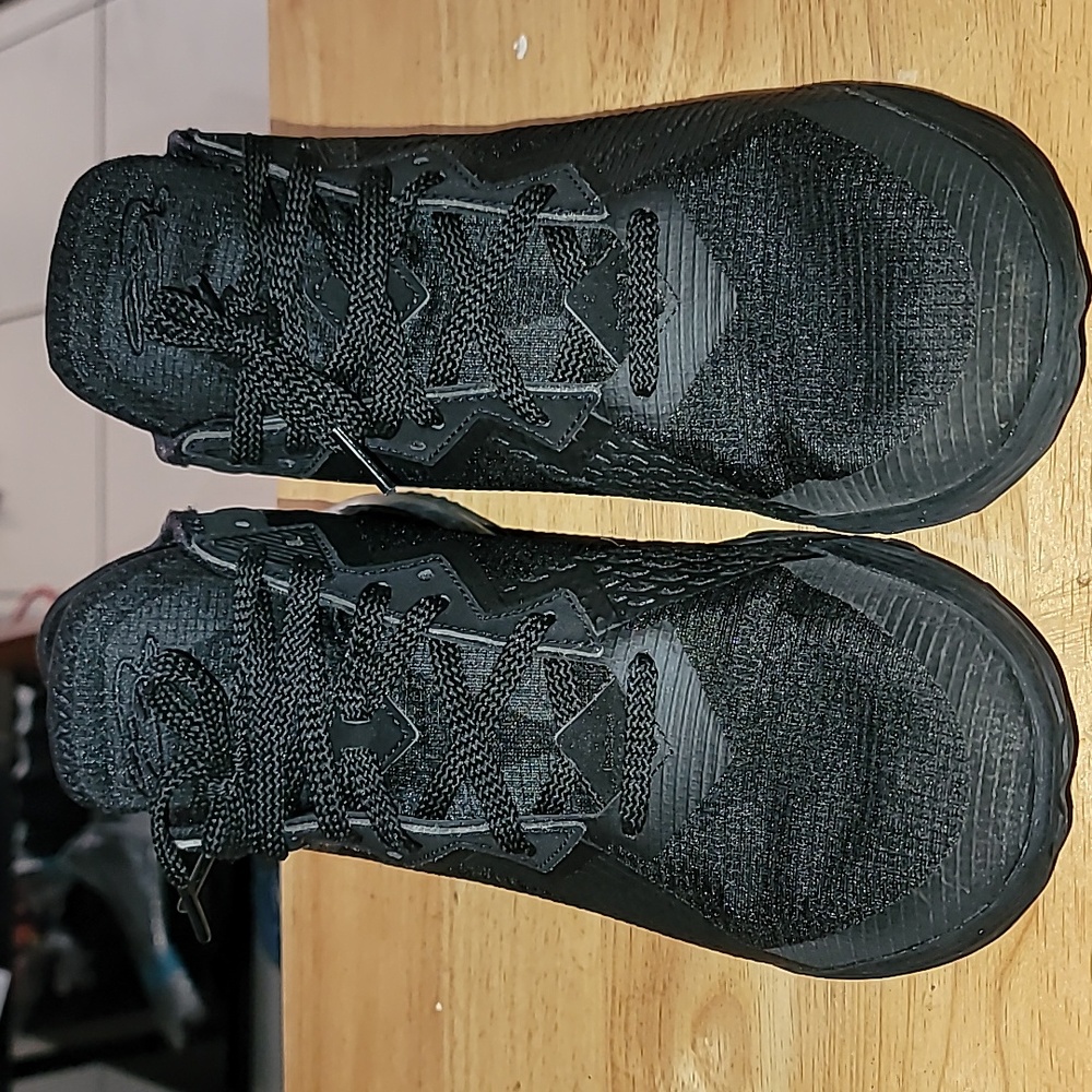 2021 LeBron 18 Low 'Zero Dark 23'